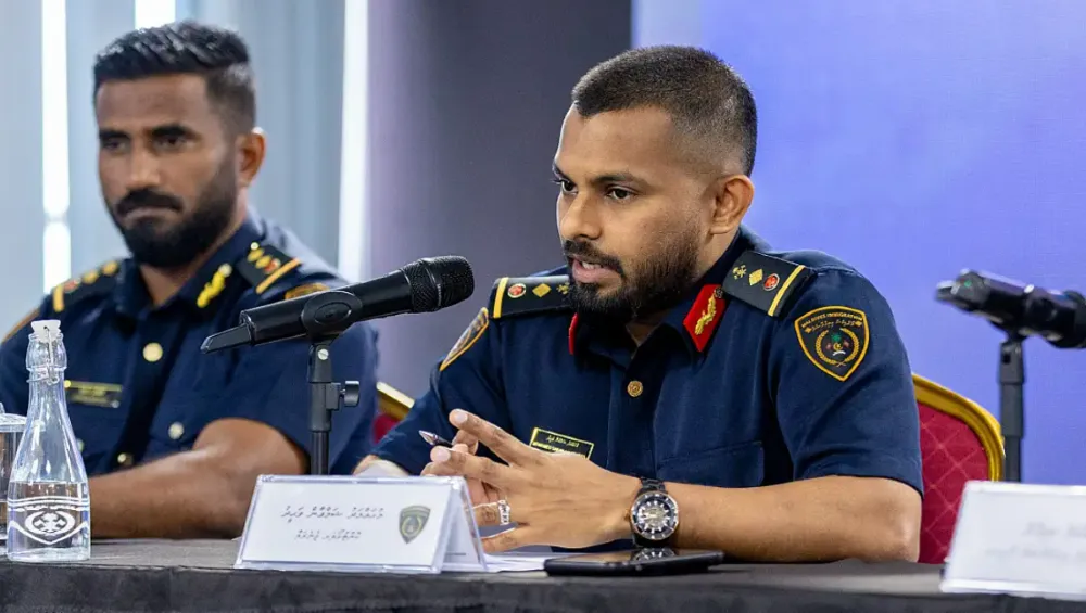 Controller General of Immigration, Mohamed Shamaan Waheed during today's press conference (Photo/Dhauru)
