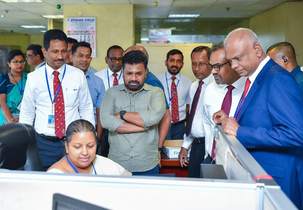 އަވައްޓެރި ސްރީލަންކާގެ އިގްތިސާދު ރަނގަޅުވެ، ކަސްޓަމްސްގެ އާމްދަނީ 2 ޓްރިލިއަން ރުޕީސްއަށްވުރެ މަތީގައި