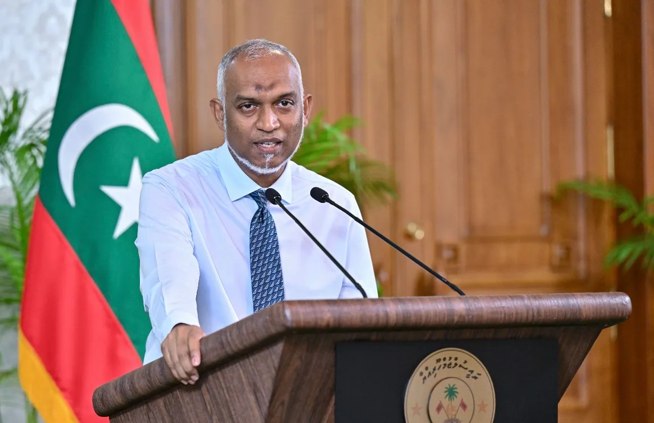 ރައީސް މުޢިއްޒުގެ ނޫސްވެރިންގެ ބައްދަލުވުމުގެ ތެރެއިން: ފޮޓޯ/ ރައީސް އޮފީސް