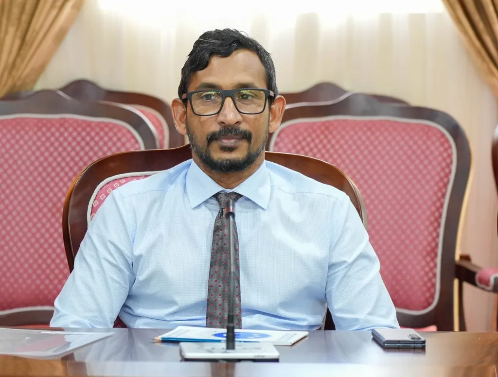 އިނގުރައިދޫ ދާއިރާގެ މެމްބަރު އަދި ޕީއެންސީގެ ޕީޖީ ލީޑަރު އިބްރާހިމް ފަލާހް-- ފޮޓޯ: މަޖިލިސް