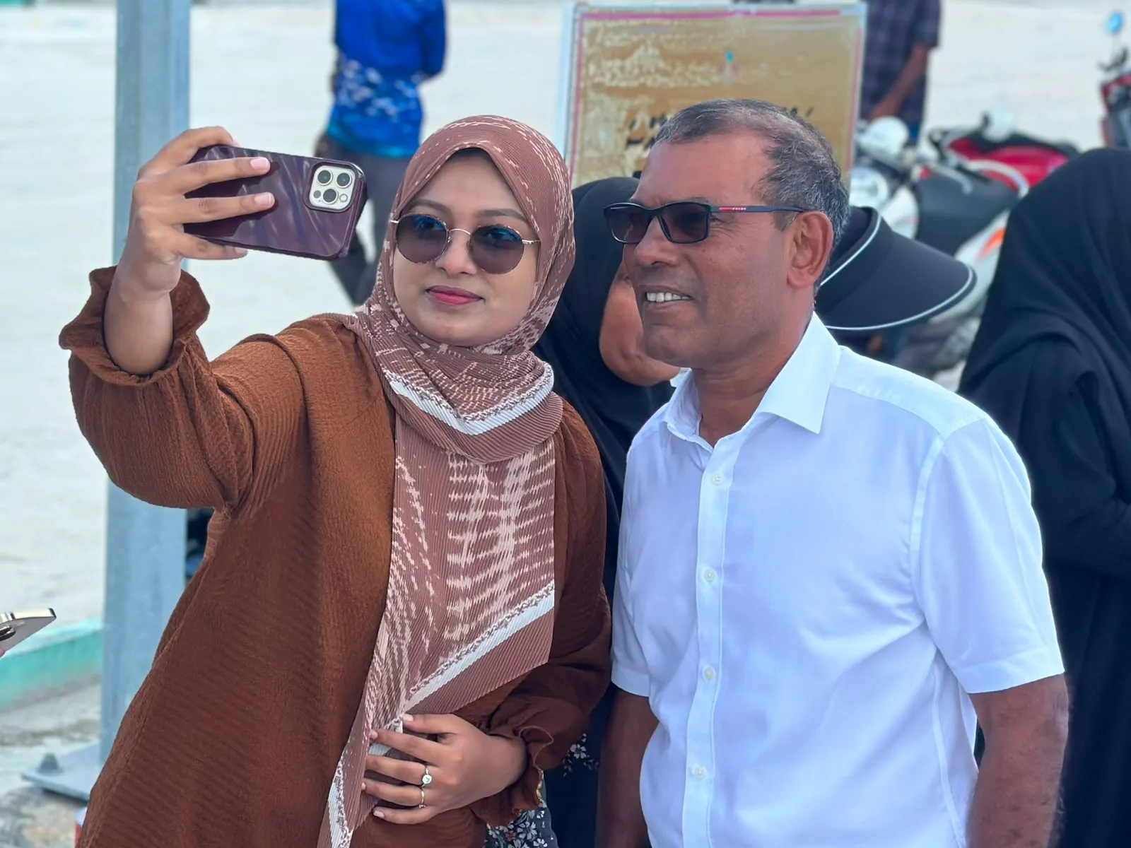 ބައެއް ފަހަރު އެެހެން ޕާޓީތައް ގާތްކުރަނީ "އައިސިން" ޖަހާލަން: ނަޝީދު