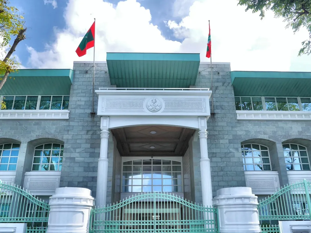 ރައީސް އޮފީސް -- ފޮޓޯ: ރައީސް އޮފީސް