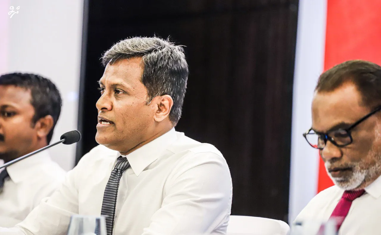 ދެން އަންނަ ވެރިކަމެއްގައި ކަނޑުގެ ސަރަހައްދުން ދޫކޮށްލި ބައި ހޯދާނެ: އުމަރު ނަސީރު