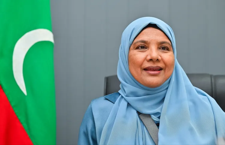 ފޭސްބުކް ލައިވުގައި ވަޒީރު ޑރ. އައިޝާ އާއި ސުވާލުކުރުމުގެ ފުރުޞަތު