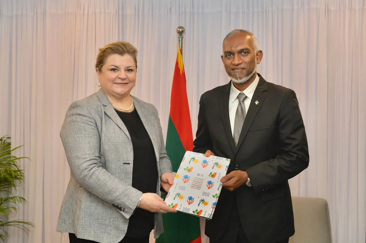 އިންތިޚާބީ ރައީސް، އަންހެނުން ބާރުވެރިކުރުމަށް ވެފައިވާ ވަޢުދުތަކަށް އދ ގެ ތަޢުރީފް