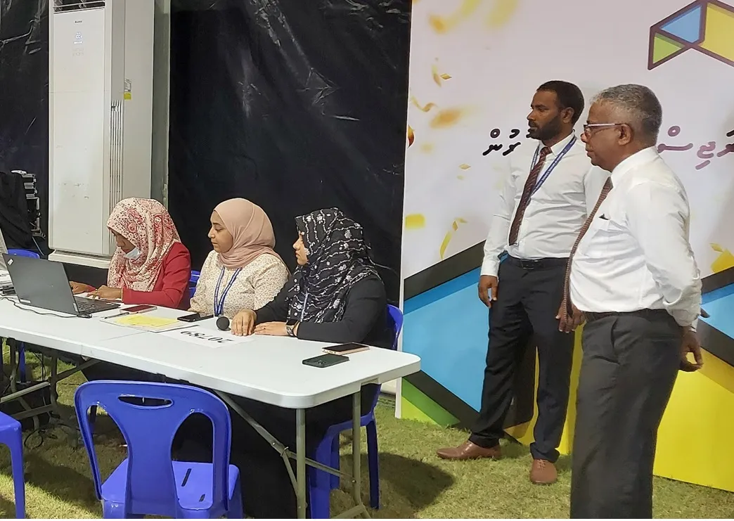 ބިންވެރިޔާ ސްކީމުން ބިންތައް ދޫކުރުމުގެ ތެރެއިން.. ފޮޓޯ: ވޮއިސް