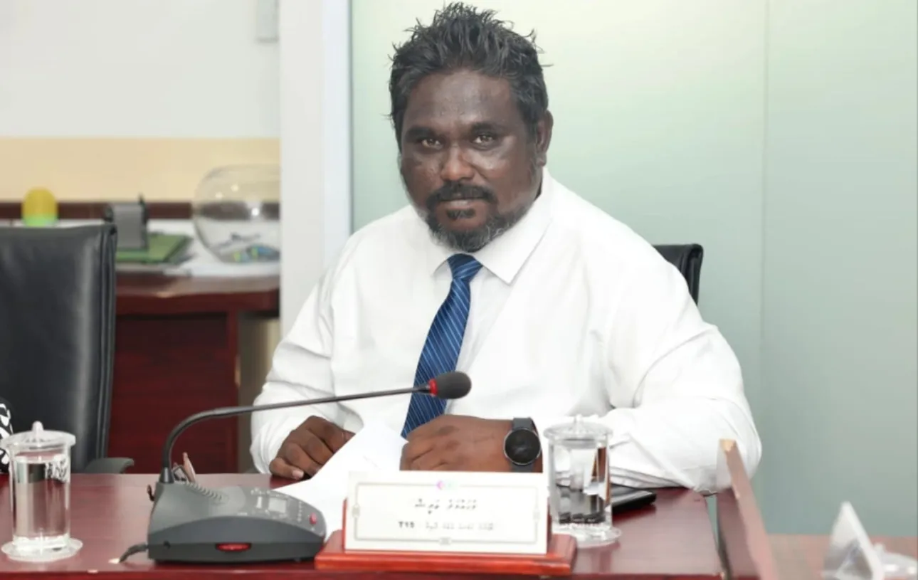 އަރީޝް--- ފޮޓޯ/ސިޓީ ކައުންސިލް