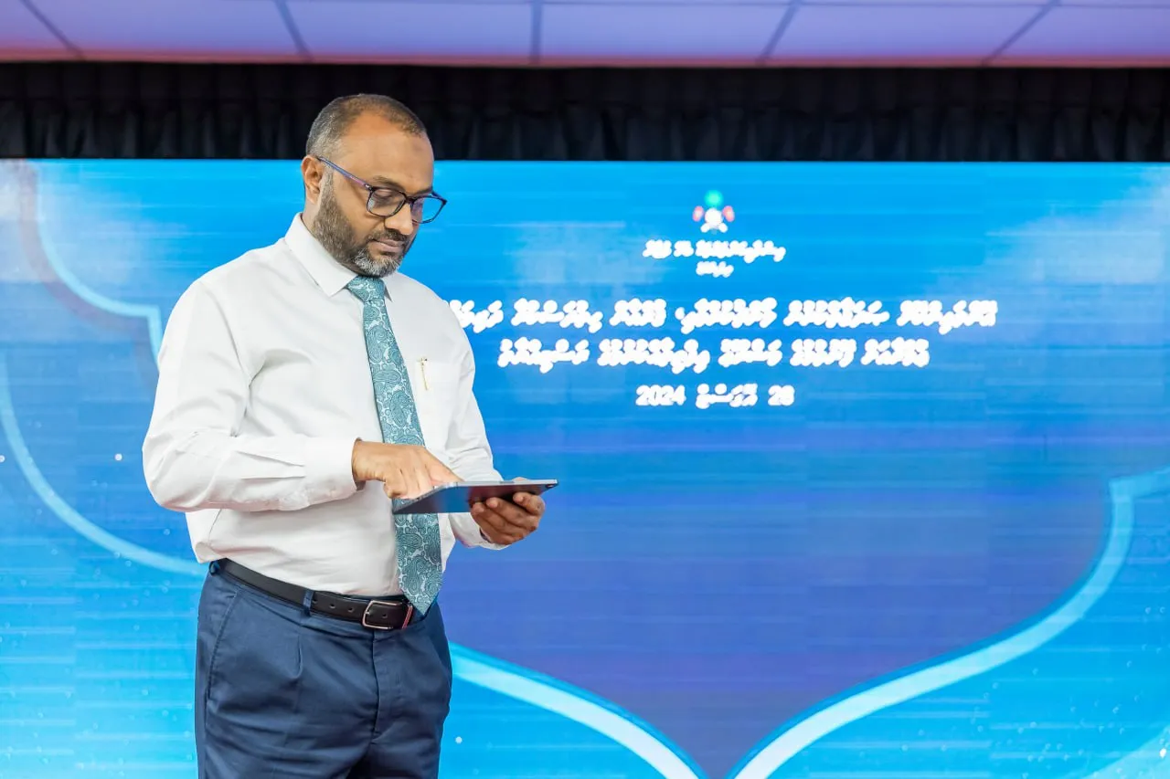 އޮންލައިންކޮށް ޞަދަޤާތްކުރެވޭނެ އިންތިޒާމް ލޯންޗުކޮށްފި