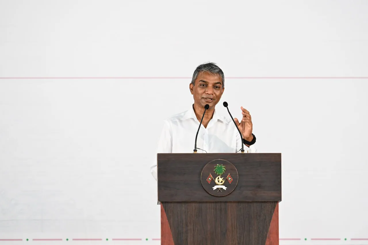 ރައީސް މުޢިއްޒަށް ދިމާވެފައި އޮތްވަރުގެ، އިގްތިޞާދީ ދަތި ޗެލެންޖެއް އެހެން ރައީސަކަށް ދިމައެއް ނުވޭ: ޖަނާހު