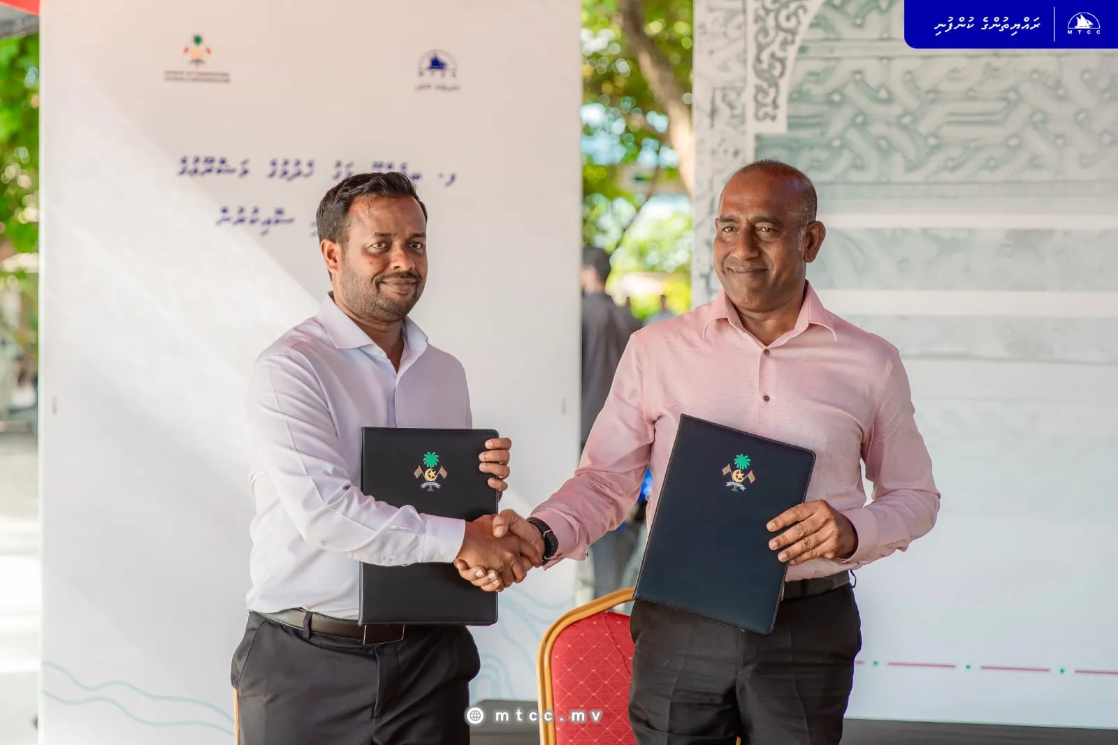 ބިލެއްދޫގެ އައުޓްޑޯ ވޮލީ ކޯޓާއި މަގު ހެދުމުގެ މަޝްރޫއު އެމްޓީސީސީއަށް