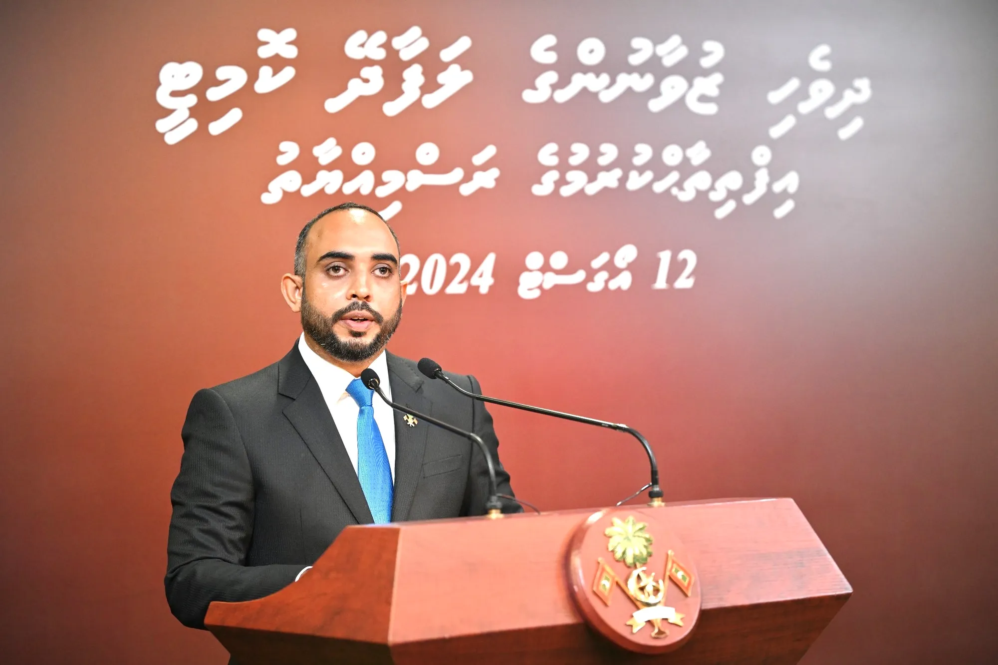 މަޢުލޫމާތާއި ފަންނާ ބެހޭ ވަޒީރު އިބްރާހީމް ވަހީދު (އަސްވާޑް) -- ފޮޓޯ: ރައީސް އޮފީސް