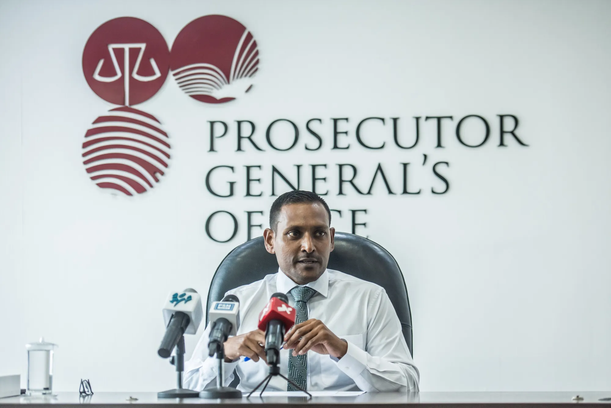 ފެނަކައިގެ ހުރިހާ މުވައްޒަފުންގެ ކުށުގެ ރިކޯޑް ސާފުކުރަން ހުށަހެޅުމުން ރެކޯޑު ސާފުކުރުމަށް ވަގުތީ ގޮތުން ބަދަލެއް!