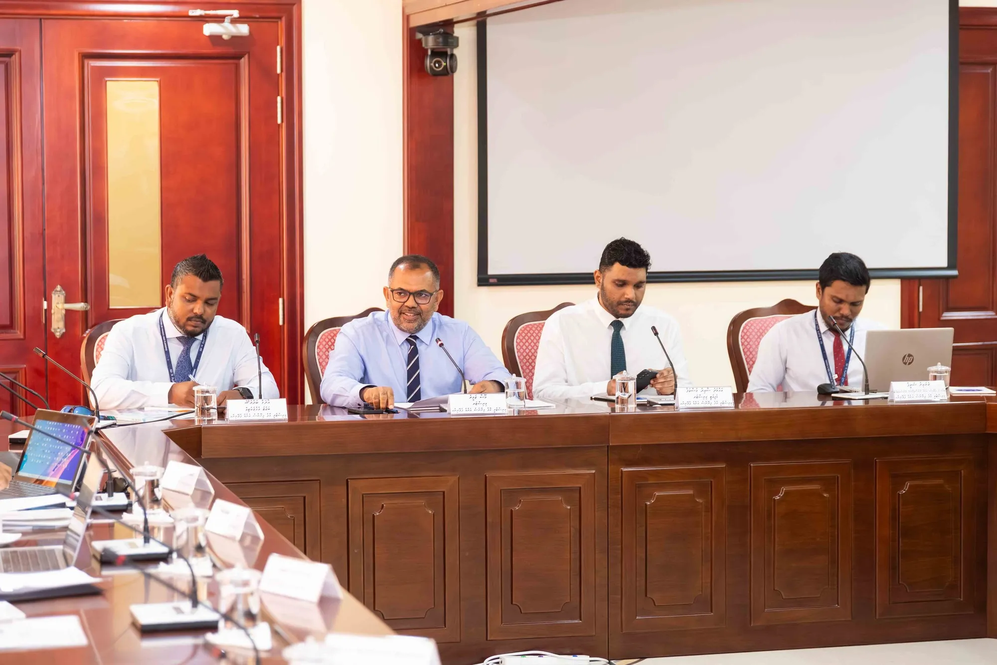 ޤައުމީ ދިފާއީބާރުގެ ބަޖެޓް ބޮޑުވި ސަބަބު މާލީ ވަޒީރު ސާފުކޮށްދެއްވައިފި