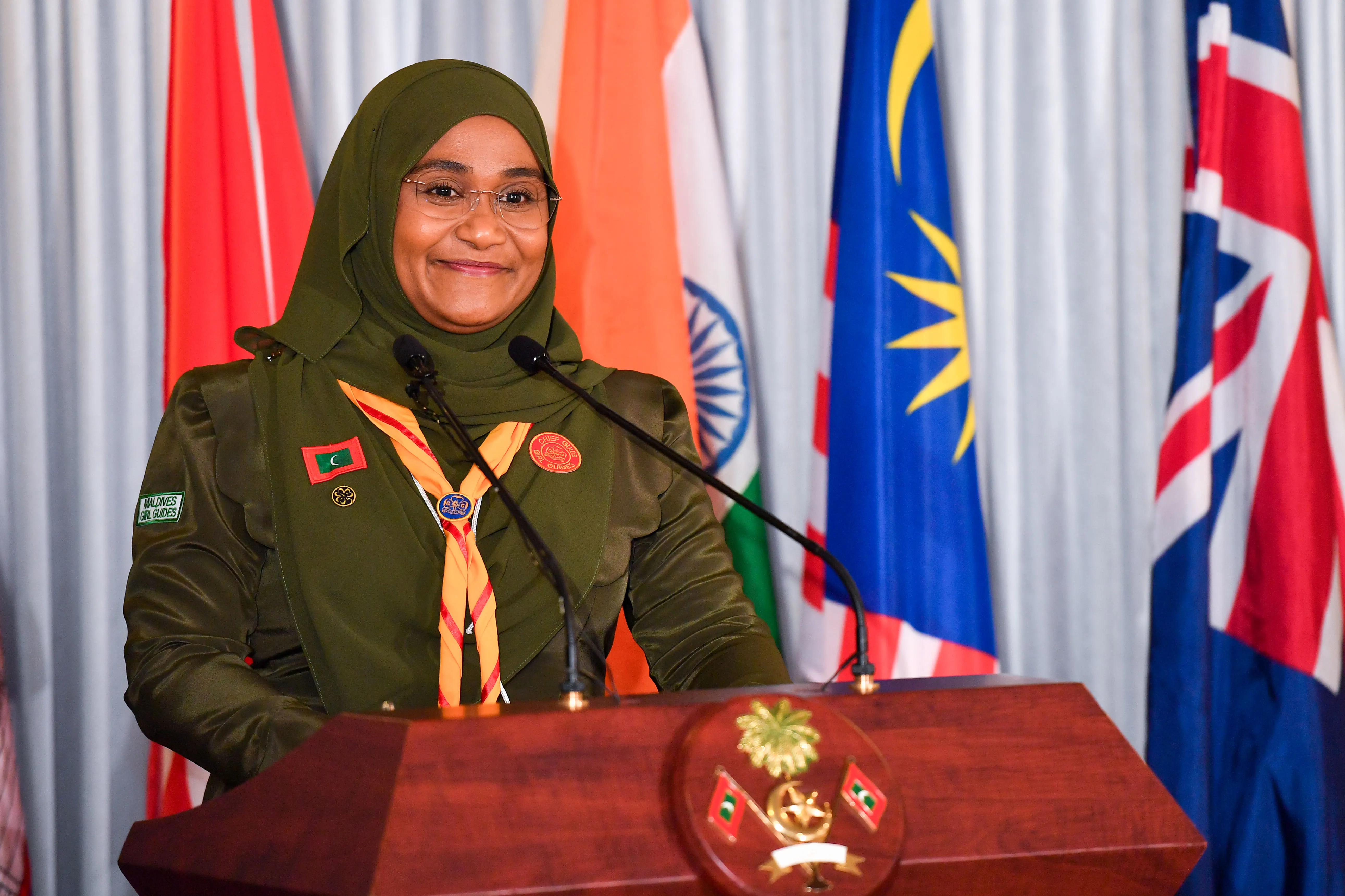 ލީޑަޝިޕް މަގާމުތަކުގައި އަންހެނުން ތިބުމުން ހެޔޮބަދަލުތަކާ ތަފާތު ވިސްނުންތައް ގެނެސްދެވޭނެ: މެޑަމް
