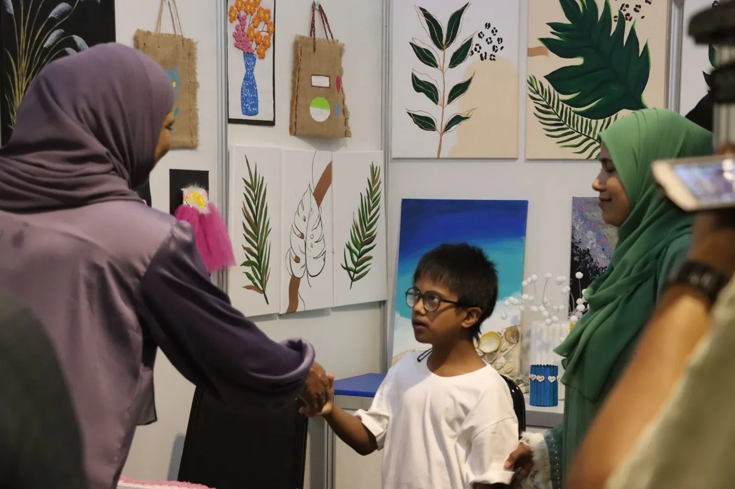 ފާއިތުވި 9 މަސް: ނުކުޅެދުންތެރިކަން ހުންނަ ފަރާތްތަކުގެ ހައްޤުތައް ކަށަވަރުކުރުމާއި ވަޒީފާގެ ހަމަހަމަ ފުރުސަތުތަކެއް ހޯދައިދިނުމަށް ކާމިޔާބު ގިނަ މަސައްކަތްތަކެއް!