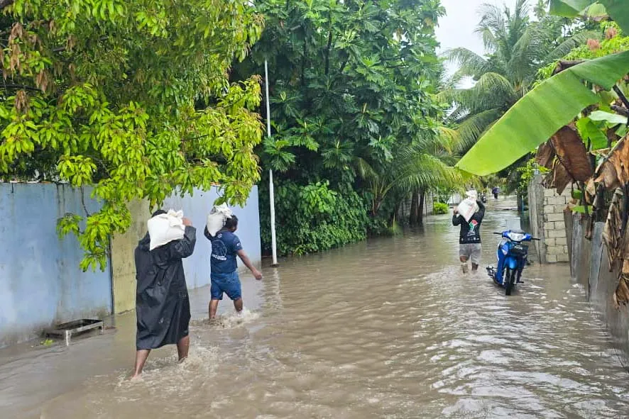 މިހާރު ކުރަމުންދާ ވިއްސާރާގައި ފެންބޮޑުވެ އިނގުރައިދޫއަށް ބޮޑެތި ގެއްލުންތަކެއް