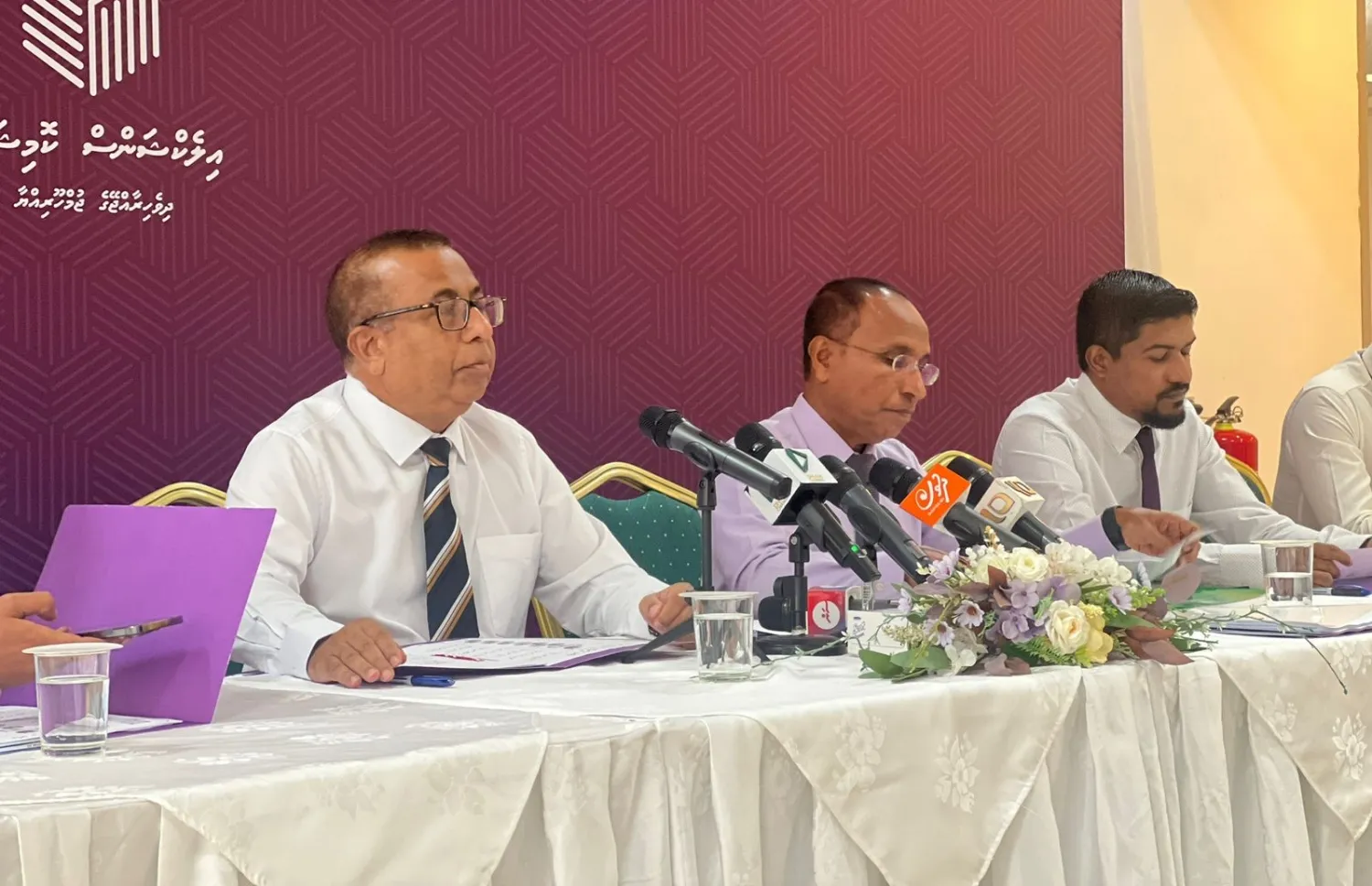 ވޯޓް ފޮށީގެ ރަޖިސްޓްރީއަށް ޝަކުވާ ހުށަހެޅުމުގެ ފުރުސަތު ހުޅުވާލައިފި