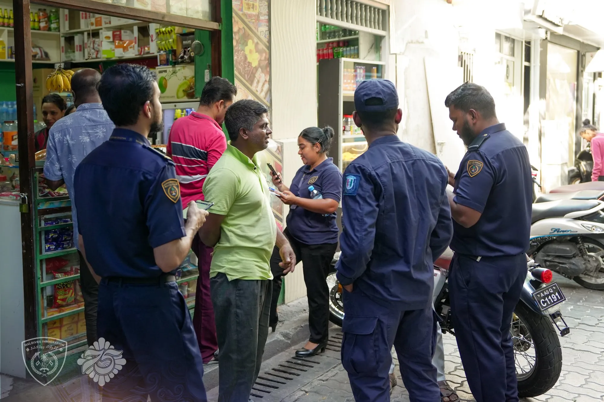އިމިގްރޭޝަނުން ކުރިއަށްގެންދާ އޮޕަރޭޝަނުގެ ތެރެއިން..