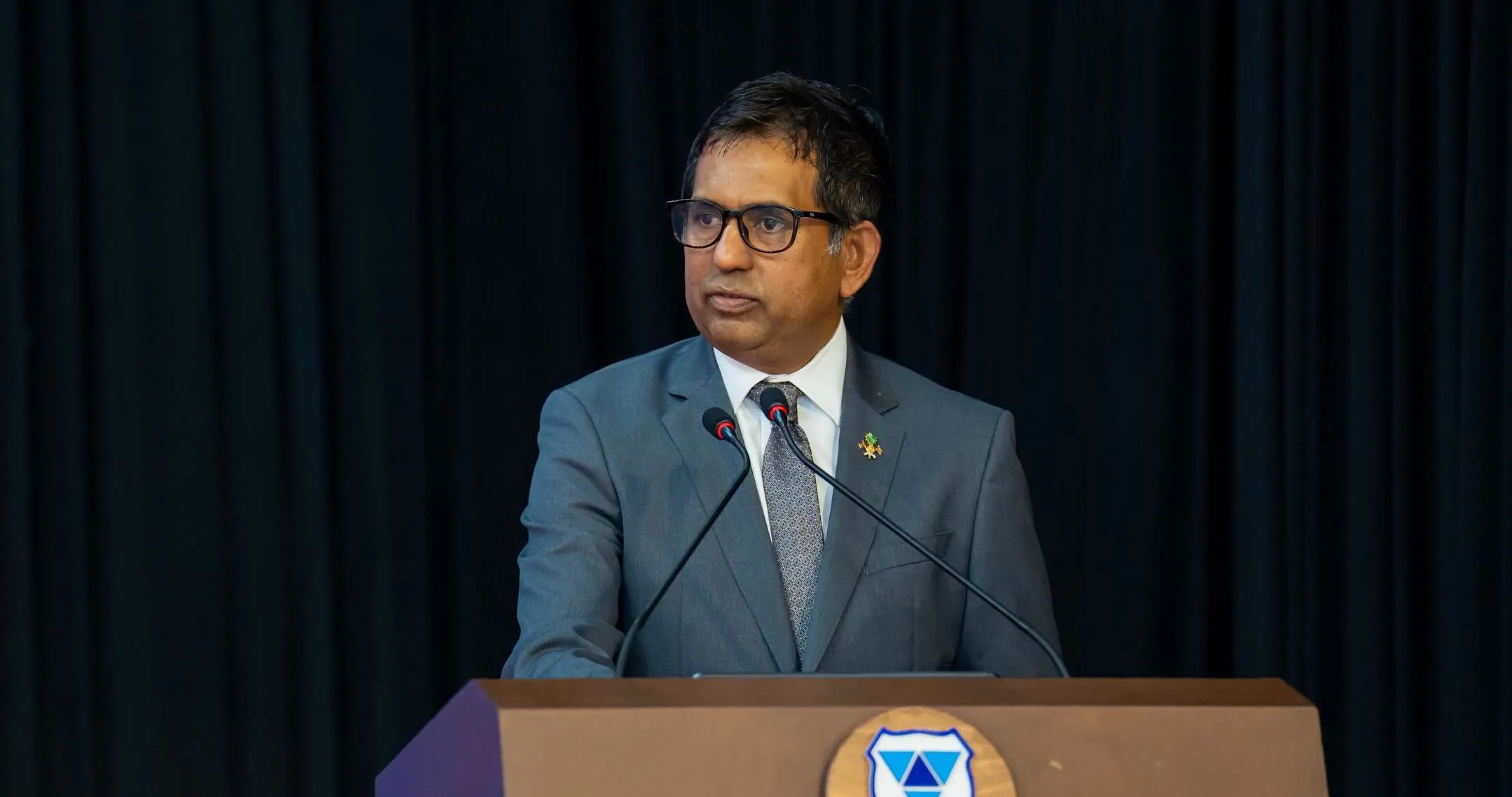 ޑޮލަރު ރޭޓް މިހާރު ކަނޑައަޅަނީ ކުރީގެ ރައީސުން ކަމުގައި މިނިސްޓަރ ސަޢީދު ވިދާޅުވެއްޖެ