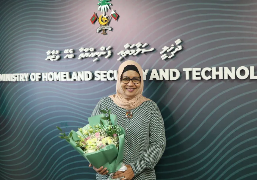 ހޯމް މިނިސްޓްރީގެ ޕީއެސް އިސްތިއުފާ ދެއްވައިފި