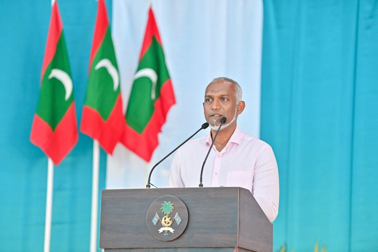 ހއ. ދިއްދޫގައި ބޭއްވި ޖަލްސާގައި ރައީސުލްޖުމްހޫރިއްޔާ ޑރ މުހައްމަދު މުޢިއްޒު ވާހަކަދައްކަވަނީ--ފޮޓޯ/ރައީސް އޮފީސް