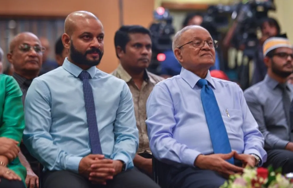 އެމްއާރުއެމްގެ ދަރަންޏެއް ވާނަމަ އެންގުމަށް އެދިއްޖެ