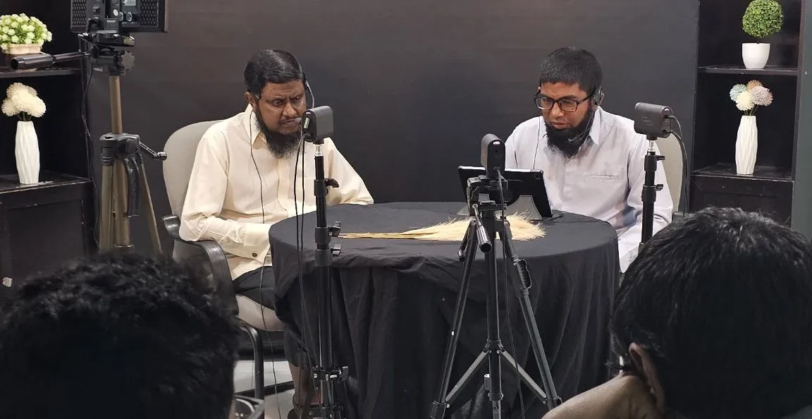 ޝްހޫރު ދީނީ އިލްމުވެރިޔާ މުހައްމަދު އިބްރާހިމް (ނައިފަރީ) ގެނެސްދެއްވާ "މަގޭ ސުވާލަކީ" ޕްރަގްރާމްގެ ތެރެއިން --