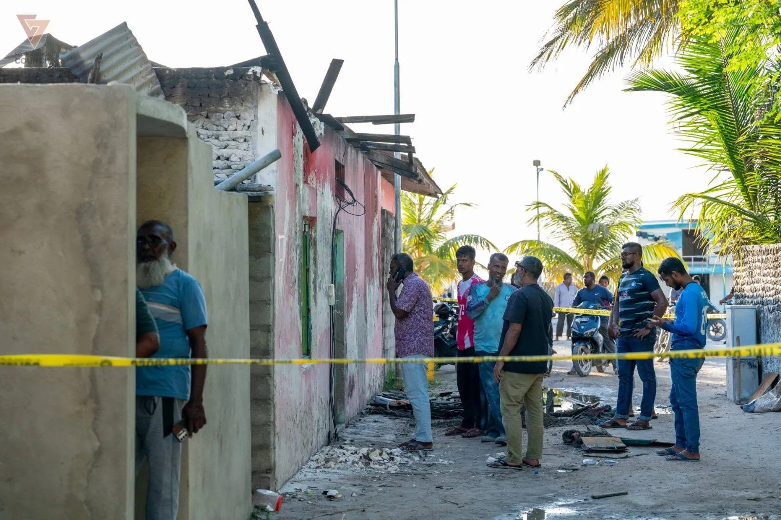 ފޯކައިދޫގައި ބިދޭސީން ދިރިއުޅޭ ގެއެއް ރޯވެ އަނދައިފި