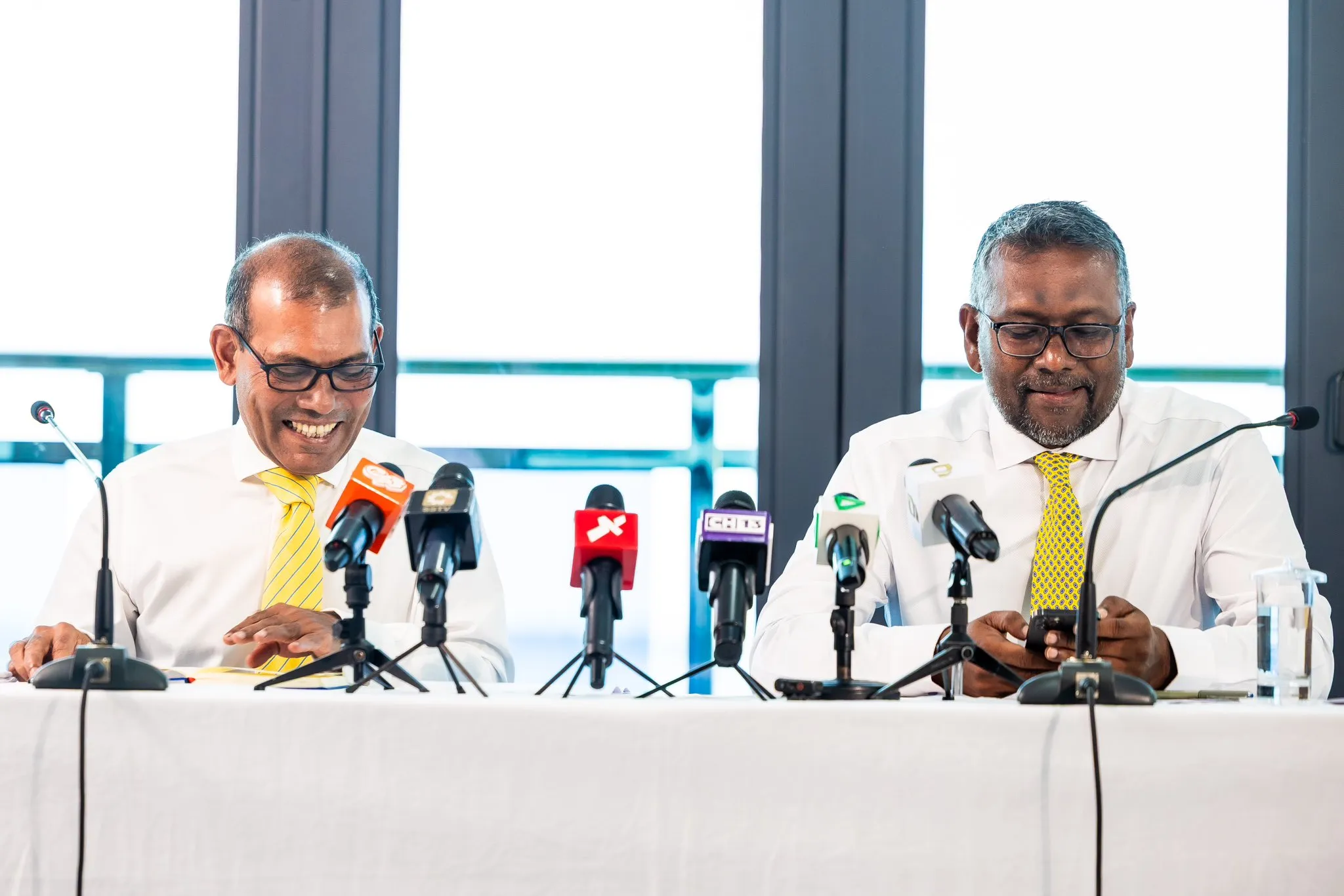 އާއްމުންގެ ވޯޓަކާއި ނުލައި ރައީސް ނަޝީދަށް ދައުލަތުގެ އެންމެ އިސްވެރިޔާގެ މަޤާމު ލިބޭނެ މަގެއްކޮށަން ހުށައަޅައިފިި 