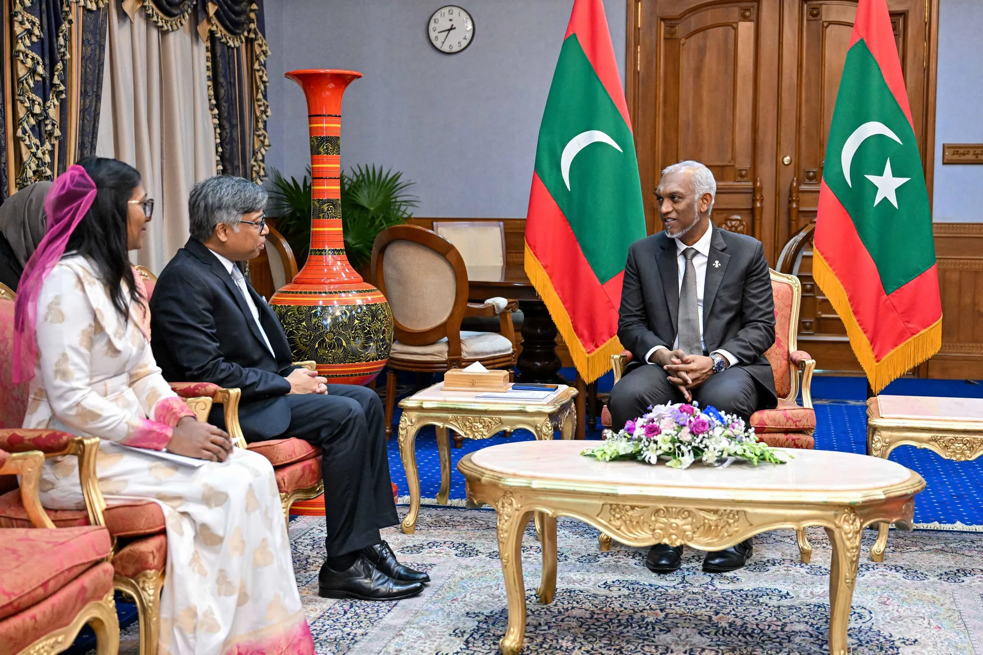 During the meeting (Photo/President’s Office)