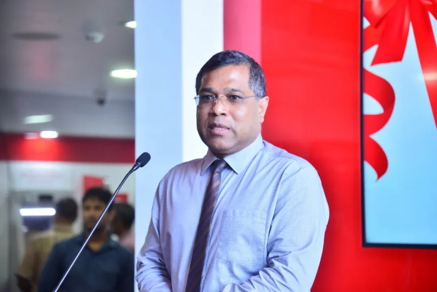 25އަހަރަށްފަހު ޝަރީފް ބީއެމްއެލްއިން ވަކިވެ ވަޑައިގަންނަވައިފި