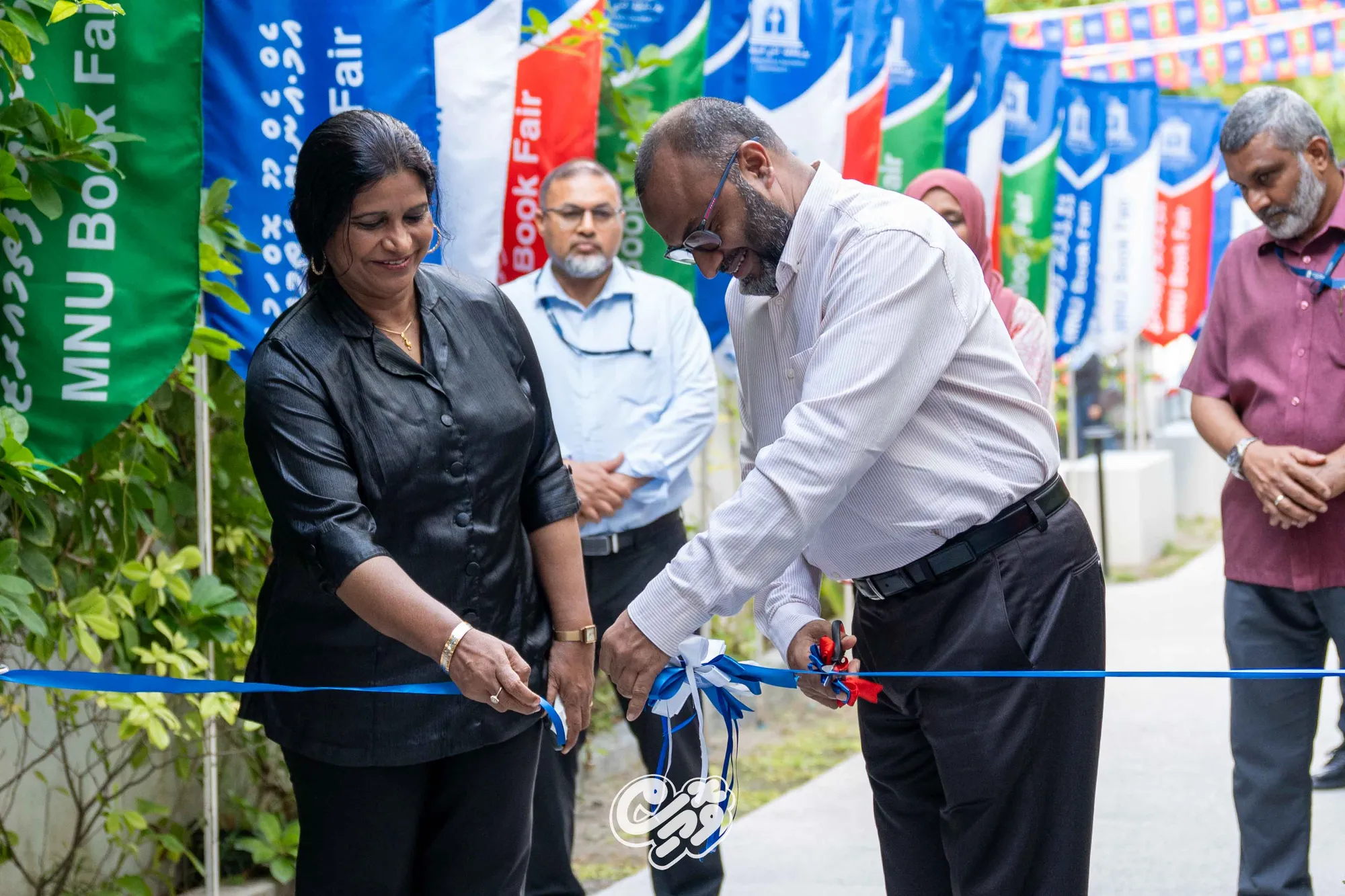 އެމްއެންޔޫ ފޮތް މައުރަޒު ހުޅުވުން..