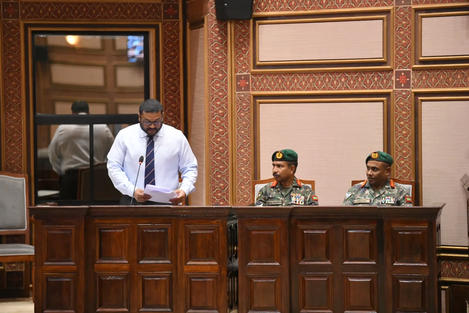 ރައީސް ނަޝީދަށް ދިން ޙަމަލާއާ ގުޅޭ އިތުރު މައުލޫމާތު މަޖިލީހާ ހިއްސާކުރަން އެބަހުރި: ޣައްސާން