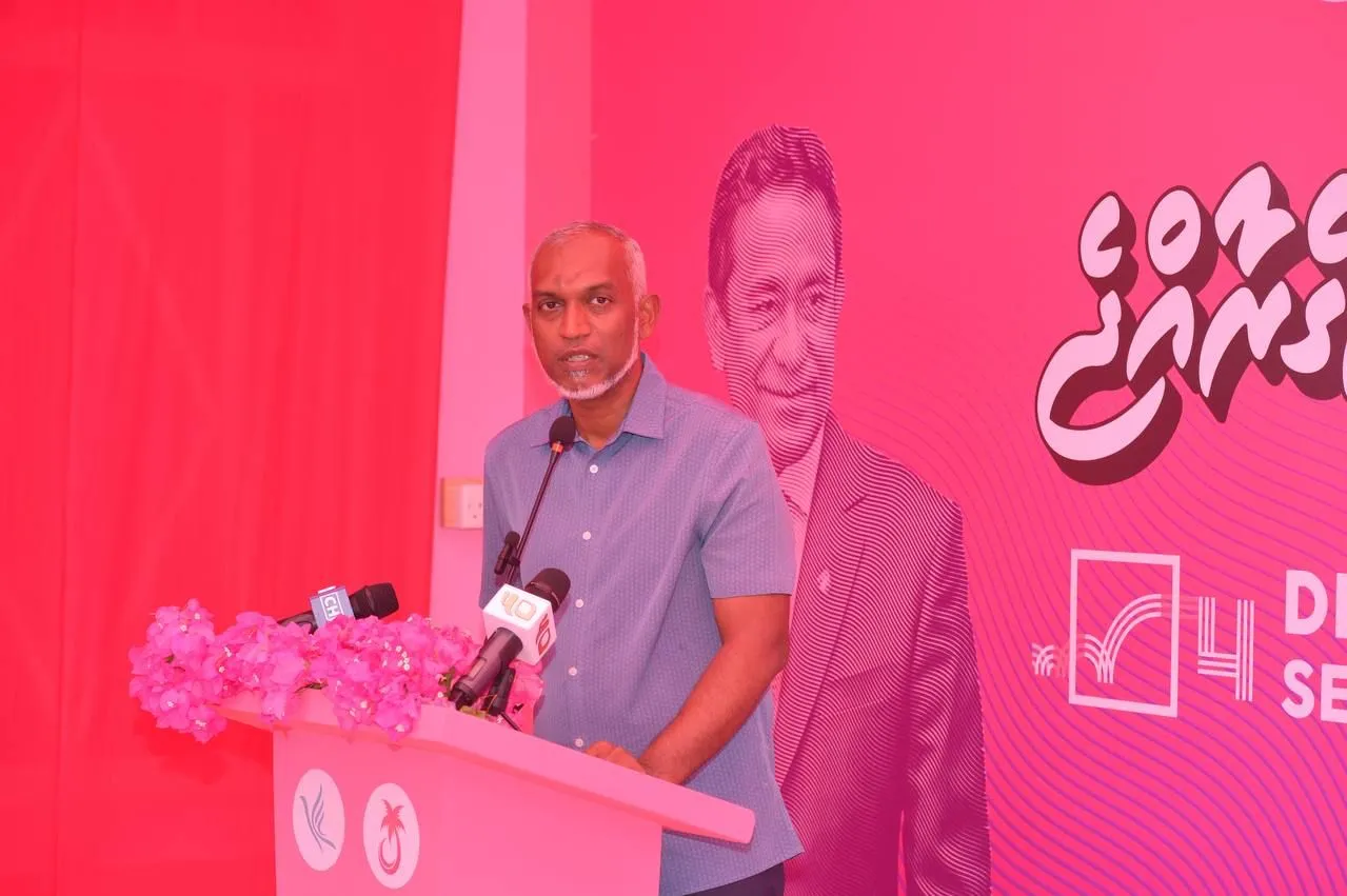 ފުލުހުންނާއި ސިފައިންގެ މުއައްސަސާ ސިޔާސީ ނުފޫޒުން އެއްކިބާ ކޮށްދޭނަން: ޑރ. މުޢިއްޒު