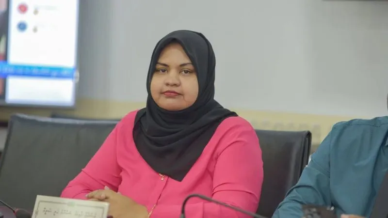 ފާތިމަތު ޝަމްނާޒް އަލީ ސަލީމް