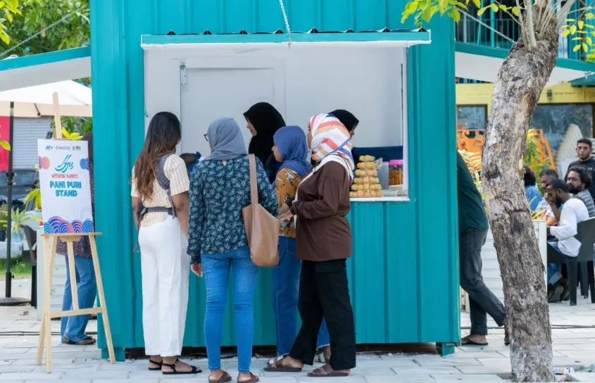 ބީސީސީން ކުދި ވިޔަފާރިތަކަށް އަމާޒުކޮށްގެން ކުރިއަށްގެންދިޔަ އިވެންޓެއް... ފޮޓޯ: ބީސީސީ