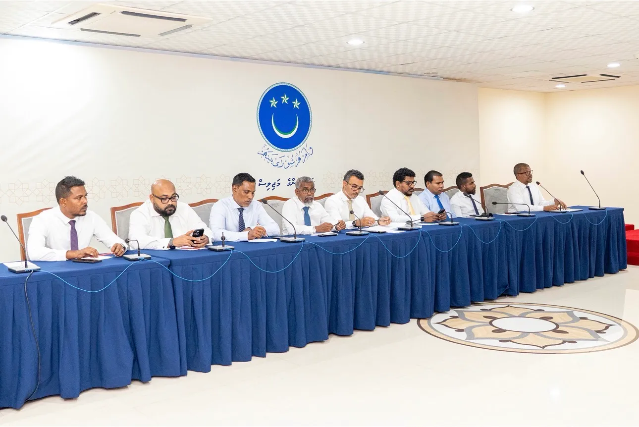 އެމްޑީޕީން މީގެ ކުރިން ބޭއްވީ ނޫސްވެރިންގެ ބައްދަކުވުމެއްގެ ތެރެއިން: ފޮޓޯ/ މަޖިލިސް