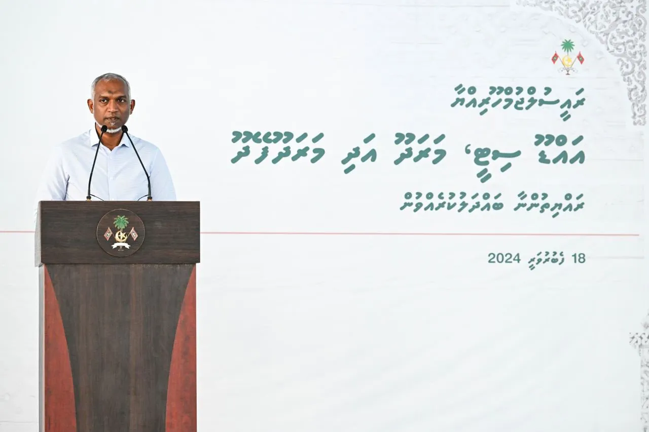 ރައީސުލްޖުމްހޫރިއްޔާ ޑރ މުހައްމަދު މުޢިއްޒު މަރަދޫ އަދި މަރަދޫފޭދޫ ރައްޔިތުންނާއި ބައްދަލު ކުރެއްވުން-- ފޮޓޯ/ރައީސް އޮފީސް