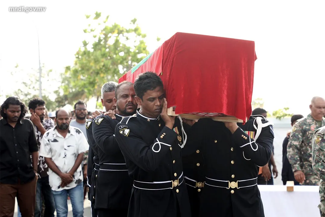 ޒައިދާން ގެ ޖަނާޒާގެ ތެރެއިން-- ފޮޓޯ: އެމްއެންޑީއެފް