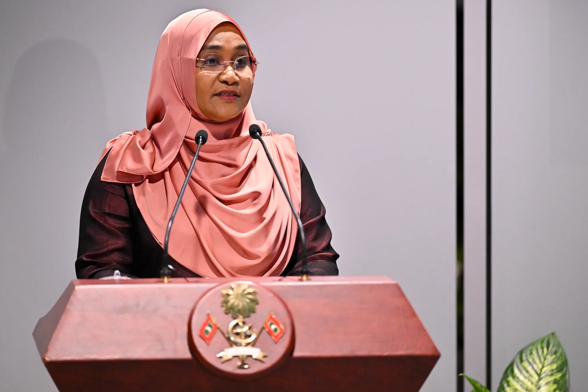 ނަފްސާނީ ދުޅަހެޔޮކަމާމެދު ދެކޭ ނުރަނގަޅު ވިސްނުންތައް ދޫކޮށްލުމަށް މެޑަމް ސާޖިދާ ގޮވާލައްވައިފި 