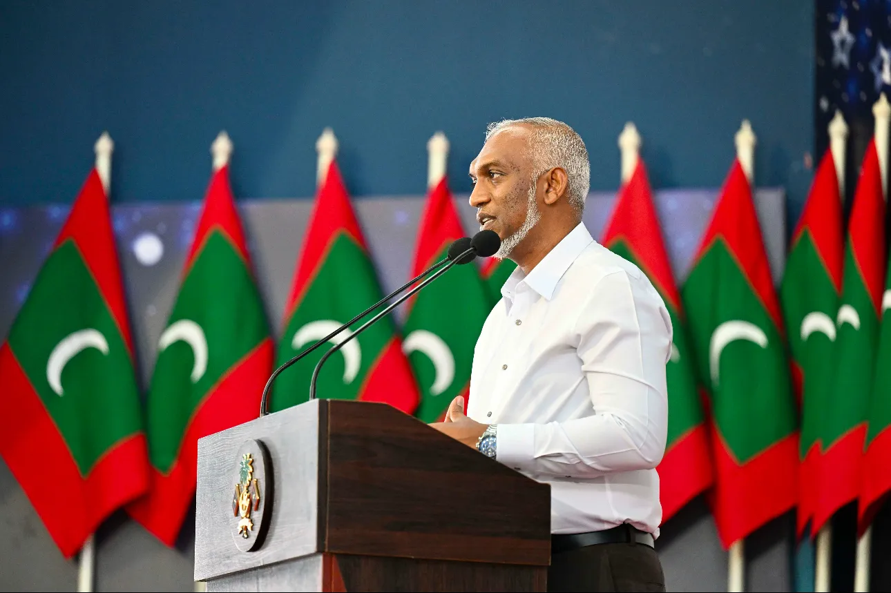 ރައީސް މުޢިއްޒު މަހިބަދޫ ޖަލްސާގައި ވާހަކަ ދައްކަވަނީ: ފޮޓޯ/ ރައޫސް އޮފީސް