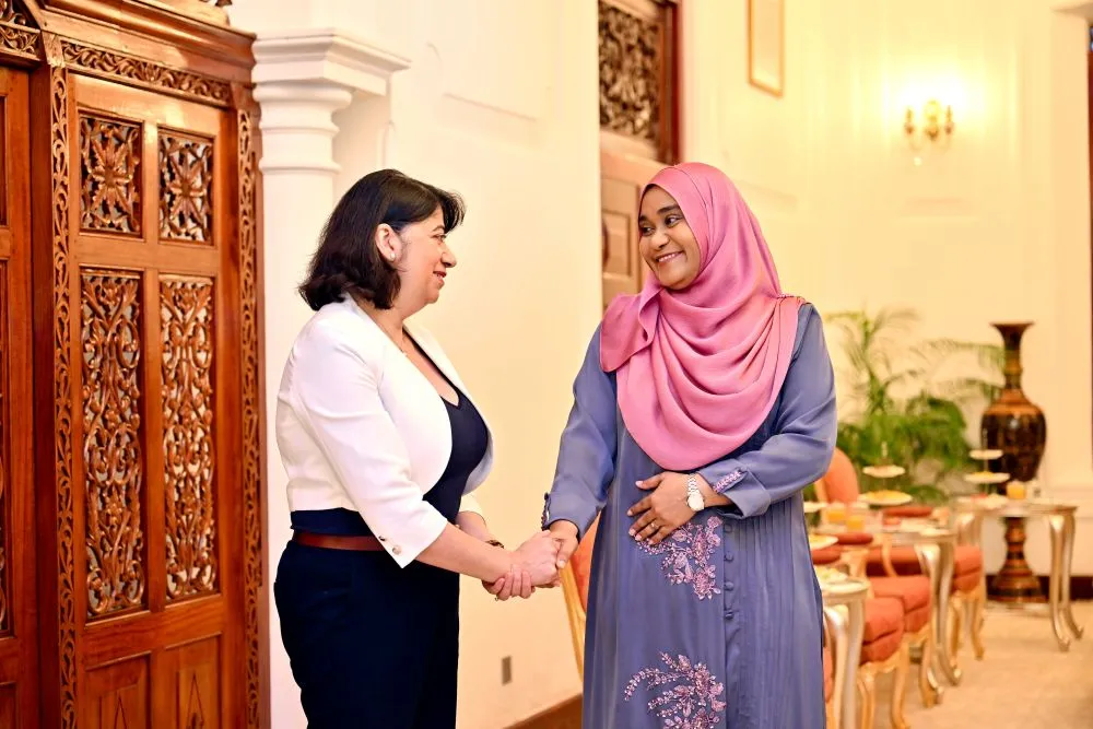 United Kingdom’s Parliamentary Under-Secretary of State at the Foreign, Commonwealth and Development Office (FCDO), Seema Malhotra and First Lady Sajidha Mohamed (Photo/President's Office)