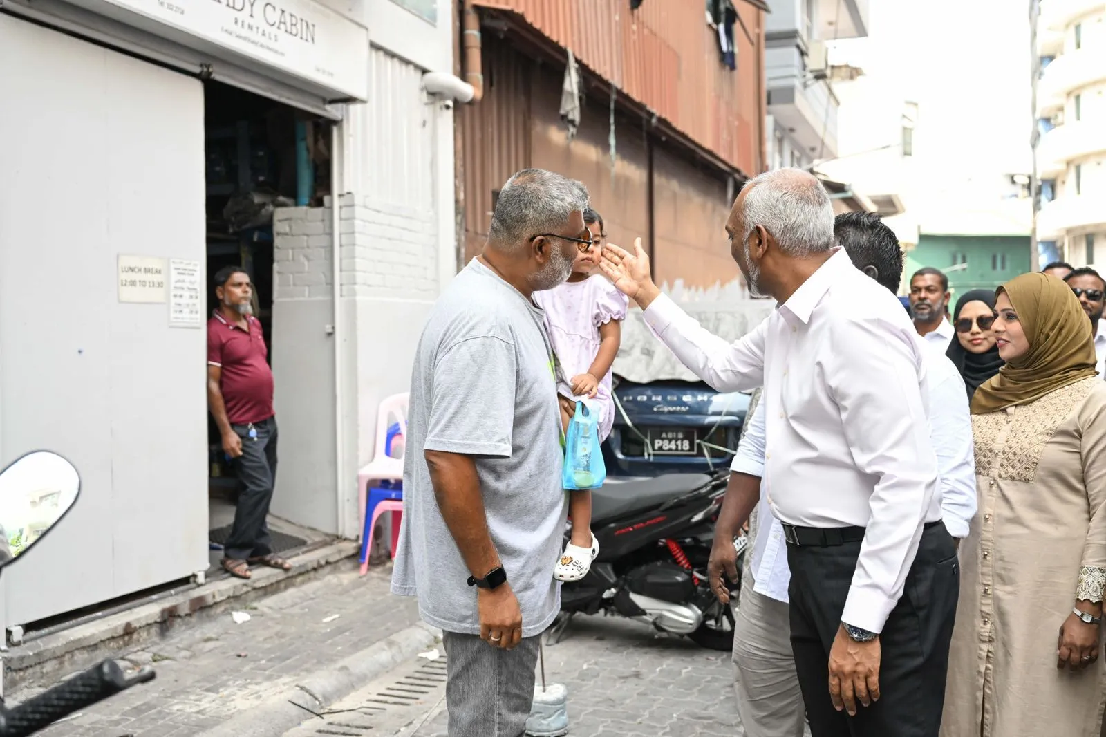 ޕީއެންސީގެ ކެންޑިޑޭޓުންނަށް ތާއީދު ހޯއްދެވުމަށް ރައީސް ޑޯޓުޑޯ އަށް