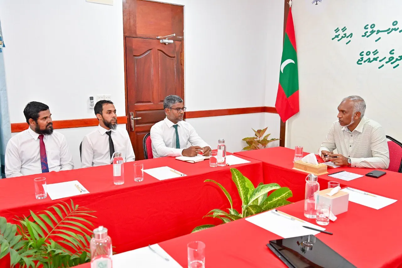 ދުރު މުސްތަޤްބަލަށްޓަކައި، ވ އަތޮޅުގައި މީހުން ދިރިއުޅޭނެ އާ ރަށެއް ހިއްކާ ދިނުމަށް އެދެފި