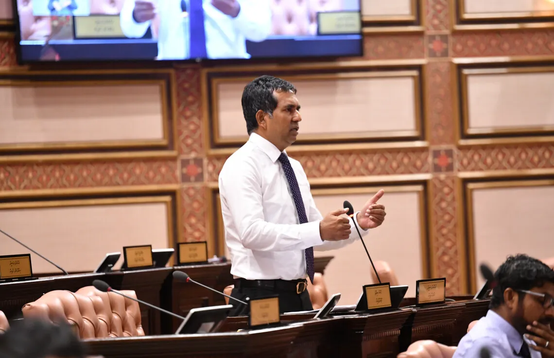 އަވަހަށް ބްރިޖު އަޅަން އިތުރު 100 މިލިއަން ޑޮލަރު ނެގި، މިވީ ގޮތެއް ނޭނގުނު: ސައީދު