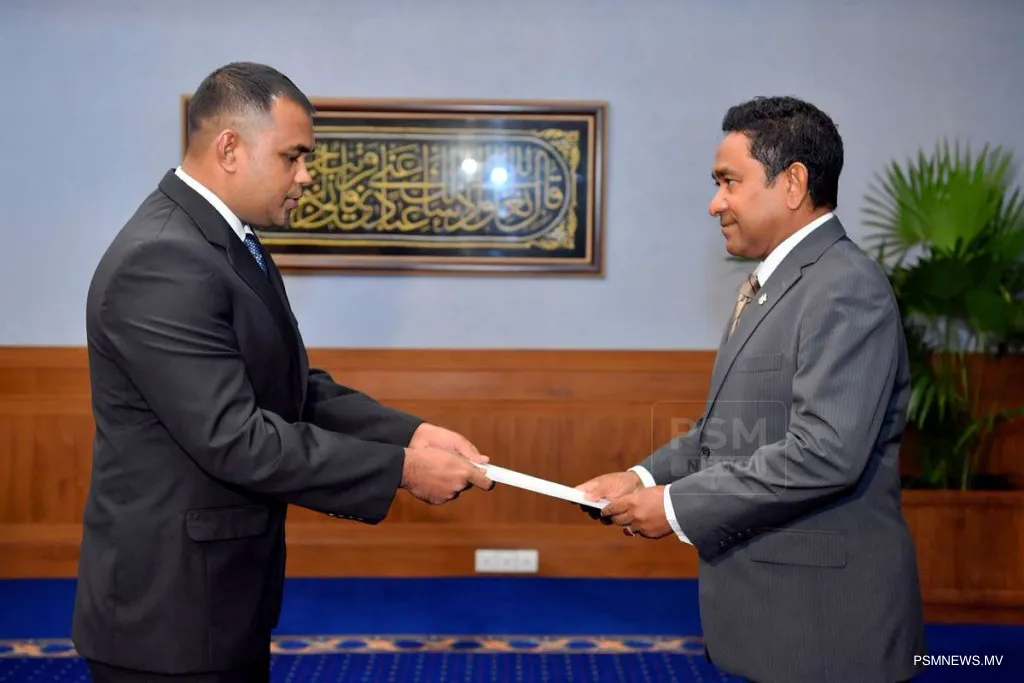 ނަޝާތުގެ ދައުރު ހަމަވެ، އީސީގެ ގާނޫނީ އަދަދު ގެއްލިއްޖެ!