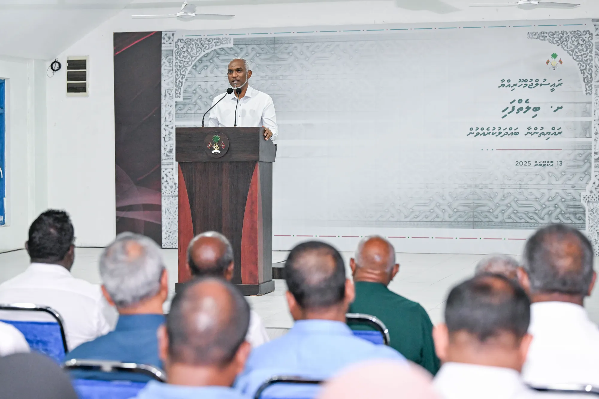 ތަރައްޤީގެ މަސައްކަތްތައް ކުރިއަށްގެންދަނީ އޭގެ ފުރިހަމަ ފައިދާ ރައްޔިތުންނަށް ލިބޭގޮތަށް: ރައީސް މުޢިއްޒު