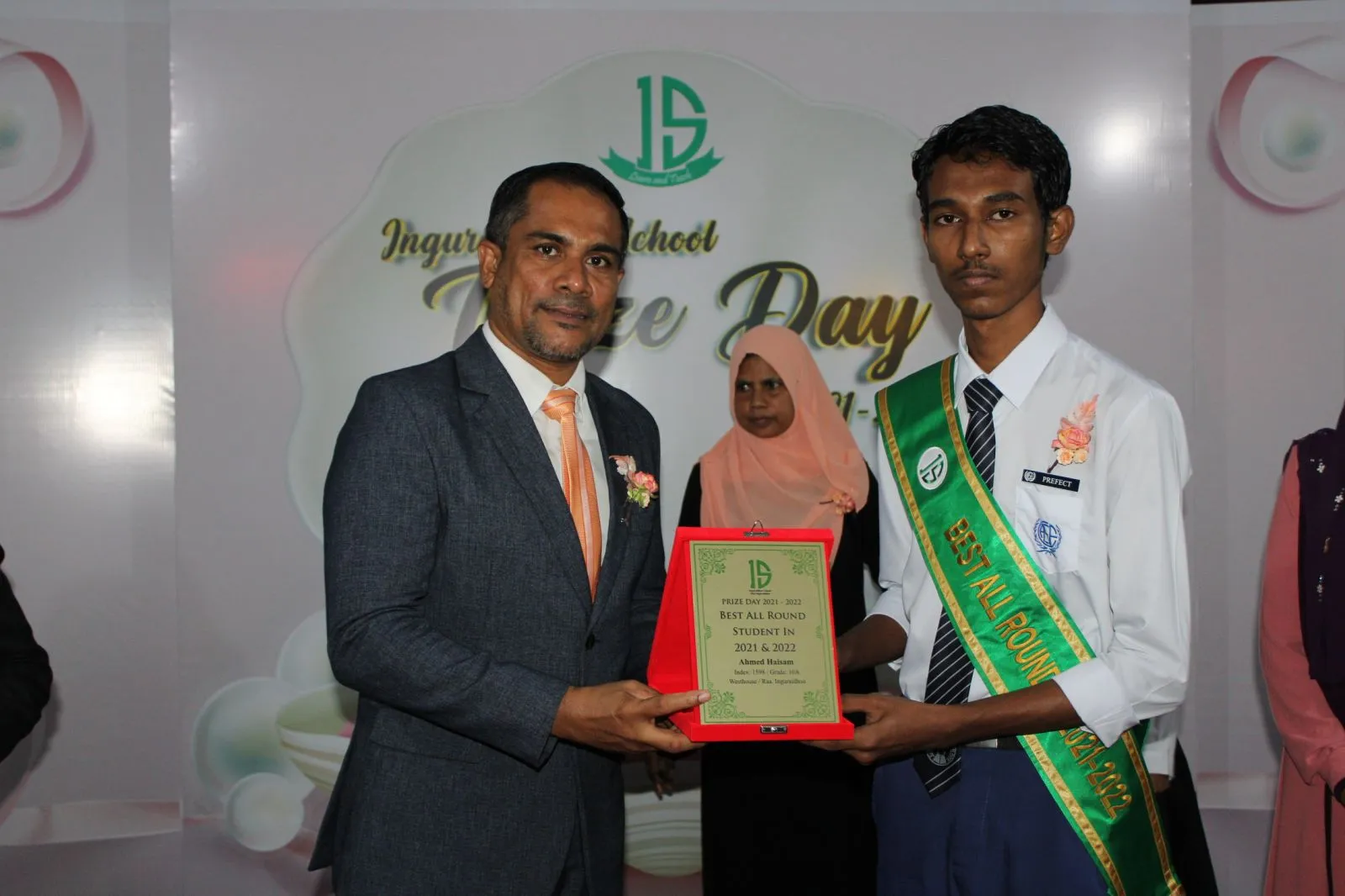 އިނގުރައިދޫ ސްކޫލުގެ ހުރިހާ ގޮތަކުން އެންމެ މޮޅު ދަރިވަރަކަށް ހައިސަމް
