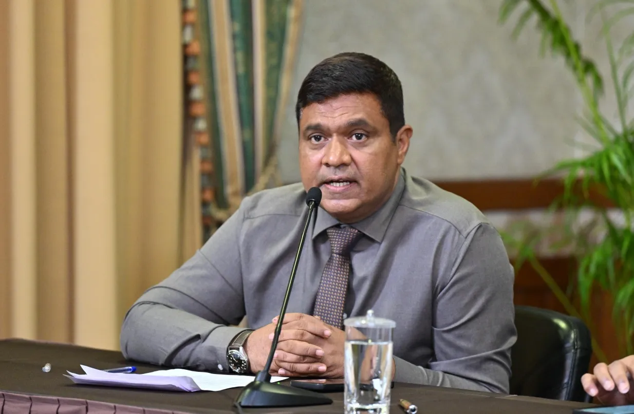 ޓޫރިޒަމް މިނިސްޓަރު މުހައްމަދު އަމީން -- ފޮޓޯ: ރައީސް އޮފީސް