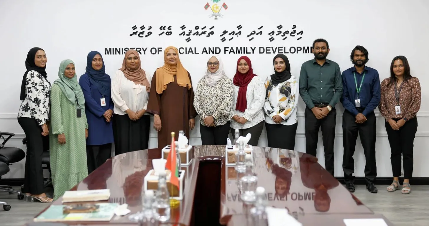 މަމްސް އެއިޑް ޖަމުއިއްޔާއާއި މިނިސްޓަރ އައިޝަތު ޝިހާމް ބައްދަލުކުރައްވައިފި
